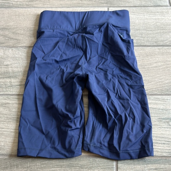 All access navy bike shorts - Picture 3 of 4